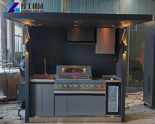 premium outdoor kitchens