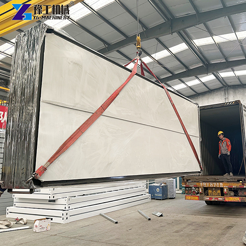 foldable prefab house in folded state